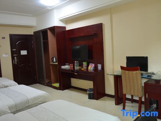 Фошань: Fuhua Hotel (Foshan No.2 Branch)