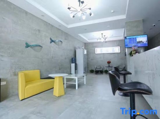 Чанчунь: Blue Whale Hotel