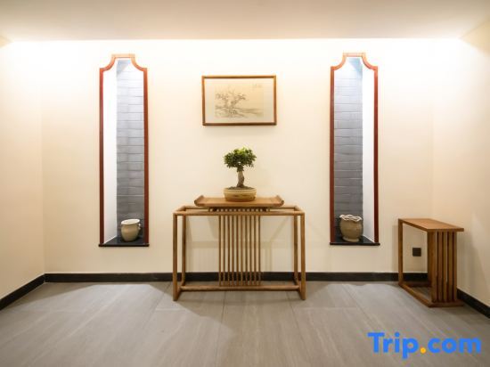 Фэнхуан: Xiqiao Night Language River View Homestay (Phoenix Ancient City Lijiang Branch)