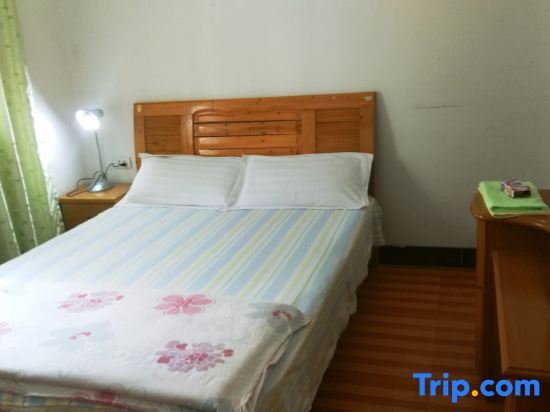 Чунцин: Chongqing Shijia Apartment