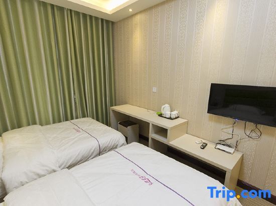 Чжэнчжоу: OYO Zhengzhou Junzi Orchid Fashion Hotel (High tech Zhengzhou University Store)
