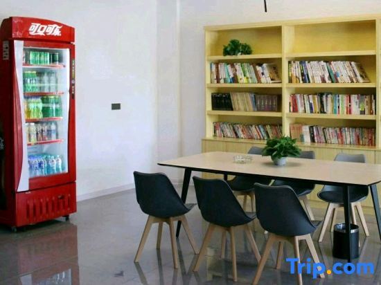 Бенгбу: Huaiyuan Huaifeng Folk Hotel