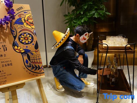 Чэнду: Kuanrong Suites Hotel (taiguli store, Chunxi Road, Chengdu)
