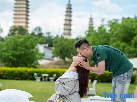 Дали: Dali Xianzai·Jiechunqiu Designer Homestay (Dali Ancient City Branch)
