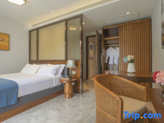 Санья: sanya mountain and sea villas hotel