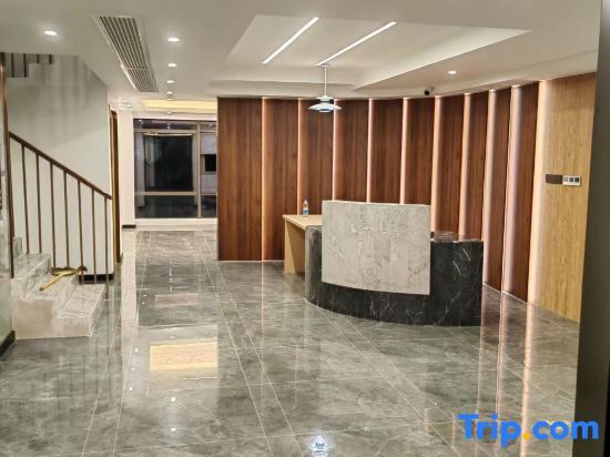 Шанхай: Yuyu Apartment