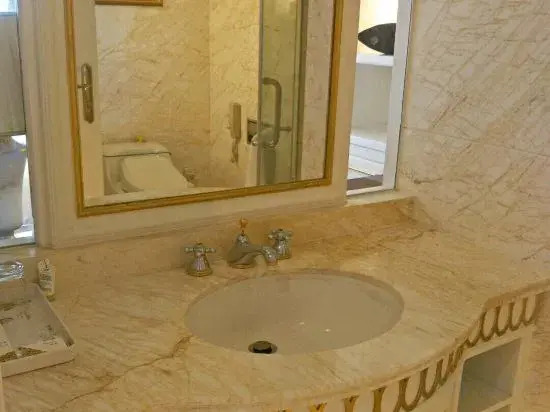 Наньтун: Jinshi International Hotel Apartment (Nantong Central Business District Branch)