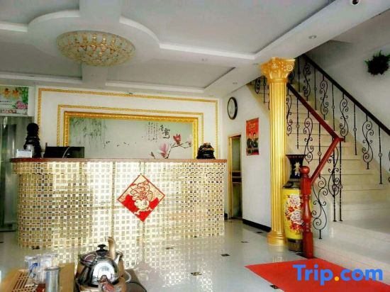 Далянь: Warm Hotel on the Coast of Dalian