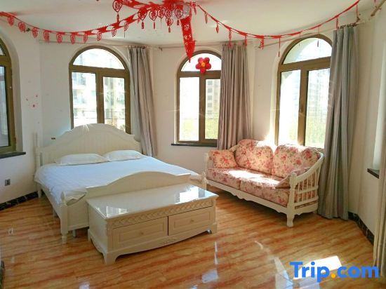 Далянь: Warm Hotel on the Coast of Dalian