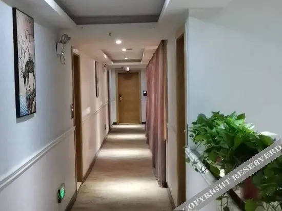 Лоуди: Shijia Chain Hotel (Xinhua No.1 Branch)