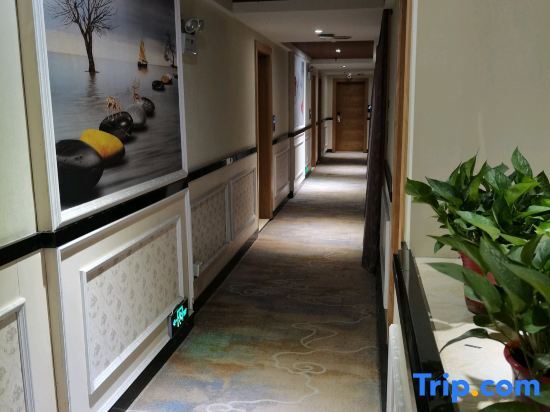 Лоуди: Shijia Chain Hotel (Xinhua No.1 Branch)
