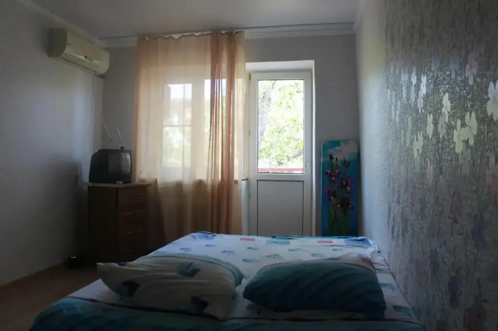 Астрахань: Apartment at Zdorovtseva