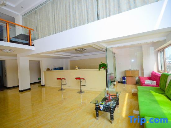 Ляньюньган: Home Inn Huayi Selected Hotel