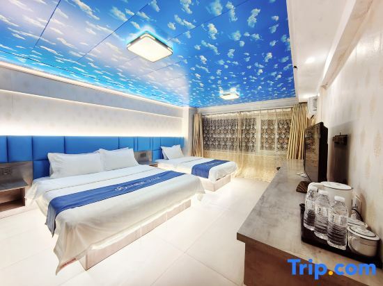 Ляньюньган: Home Inn Huayi Selected Hotel