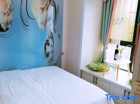 Чунцин: Chongqing Jiaren Jiaxin Apartment