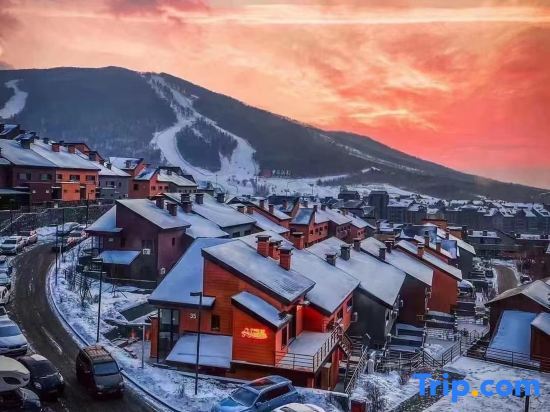 Цзилинь: Xuewei Hotel (Jilin Vanke Songhua Lake Ski Tourism Resort)