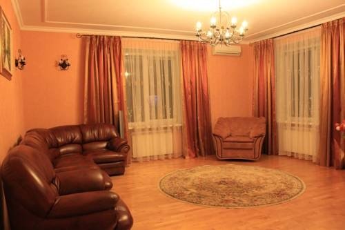 Астрахань: Apartment on Pobedy