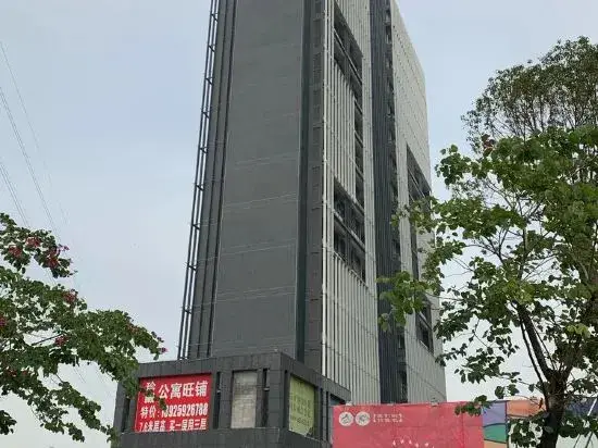 Foshan Liri Century Jinding Duplex Apartment — фото 1