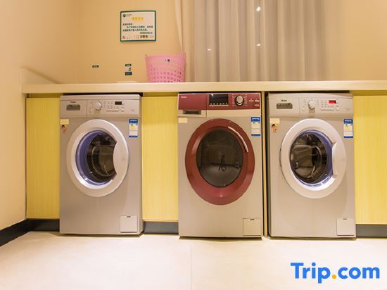 Сухетанг: City easy Hotel (Pingnan Bus Station Jiangbin Park Branch)