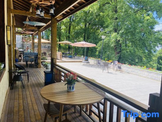 Ханчжоу: Hangzhou Panyuan Yunman red maple homestay