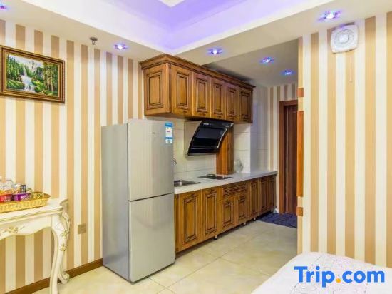 Цицикар: Kaiyiyue Apartment (Qiqihar Wanda Plaza Store)