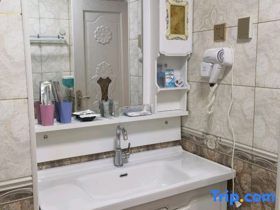 Цицикар: Kaiyiyue Apartment (Qiqihar Wanda Plaza Store)