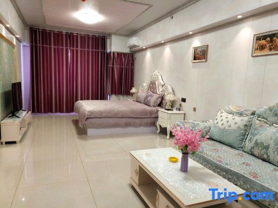 Цицикар: Kaiyiyue Apartment (Qiqihar Wanda Plaza Store)