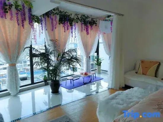 Гэцзю: Gejiu Honghe River Bianzhihua Apartment