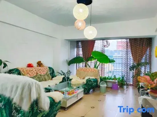 Гэцзю: Gejiu Honghe River Bianzhihua Apartment