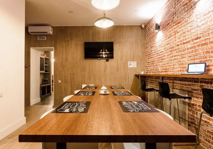 Астрахань: Hostel Five Stars