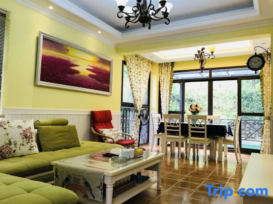 Цилипинг: DreamTravel Apartment (Emeishan Qiliping Branch)