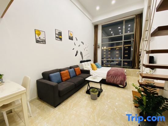 Хулудао: Huludao 1314 Light Luxury Homestay