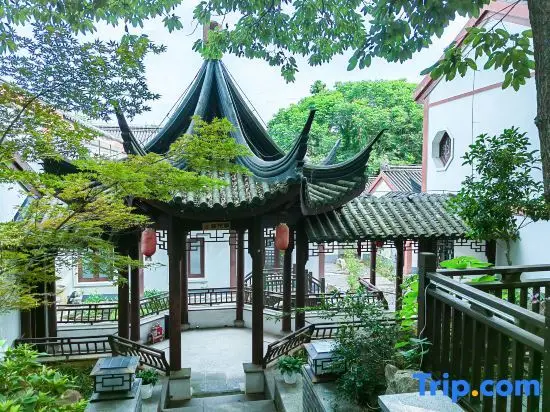 Чанчжоу: Maoshan · Zhidao Forest Hot Spring Home stay