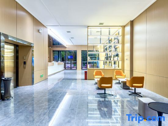 Чжунсян: Zhongxiang Kaiden Business Hotel