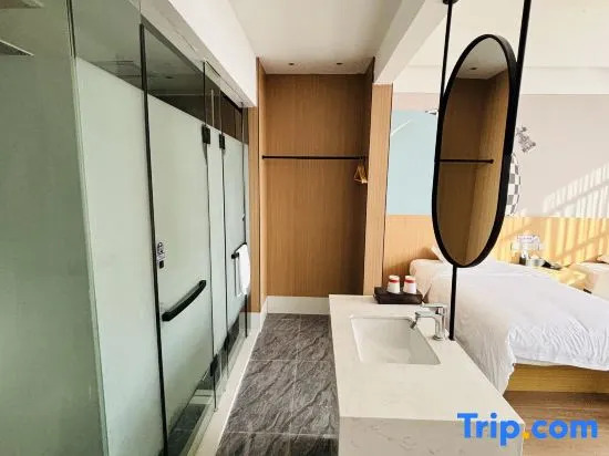 Чжунсян: Zhongxiang Kaiden Business Hotel