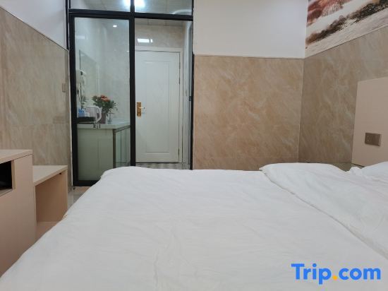 Фошань: Jindong Business Apartment