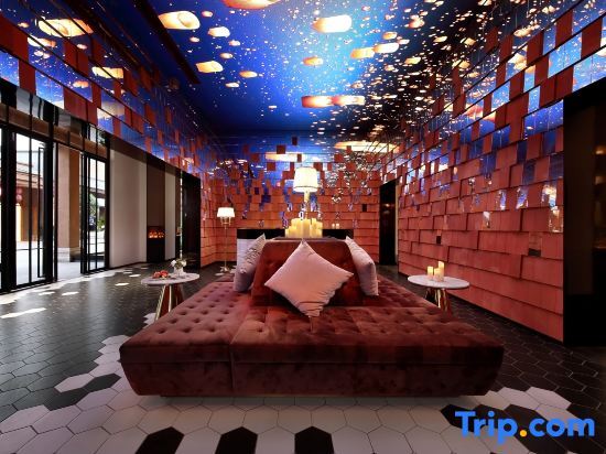 Куньмин: Z Hotel (Kunming Dianchi Shenghuo Meixue)