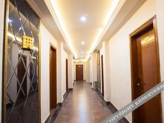 Мяньян: Mianyang Four Seasons Theme Cinema Hotel (Southwest University of Science and Technology)