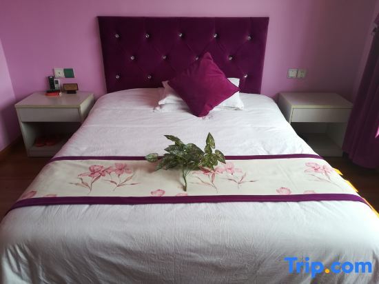 Мяньян: Mianyang Xinyue Hotel (Southwest University of Science and Technology)