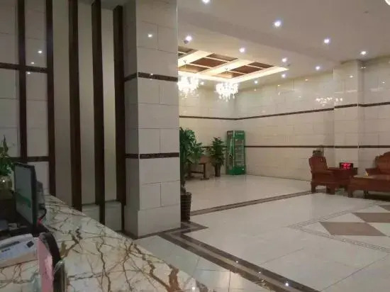 Йингген: Qiongzhong Senquan Hotel