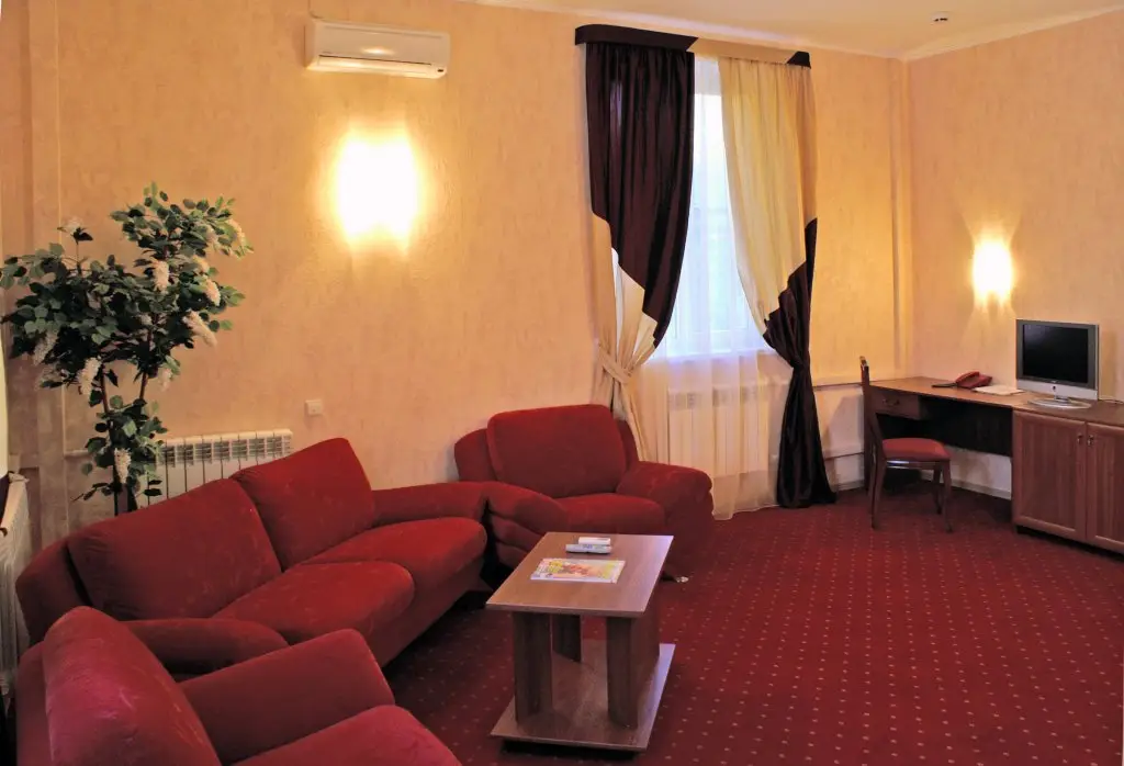 Астрахань: Korvet Hotel