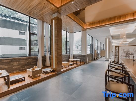 Сянси: Phoenix Xueqingji Humanity Banshan Homestay (Phoenix Ancient City Branch)