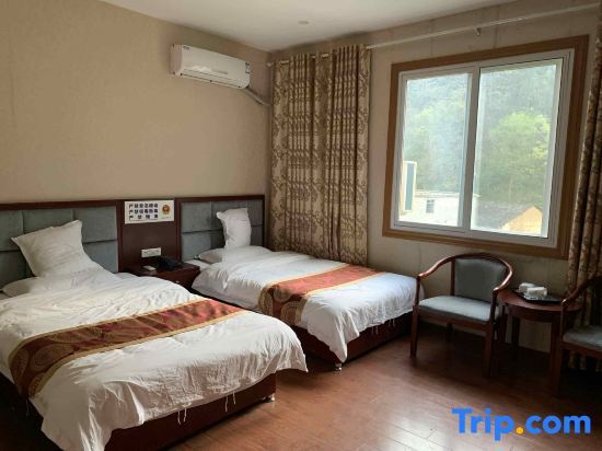 Чунцин: Wushan Dangyang Grand Canyon Hotel