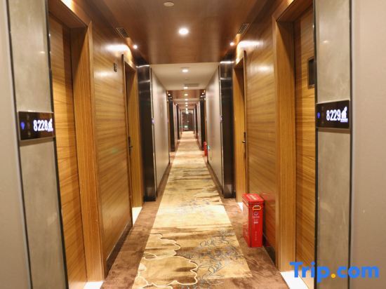 Шэньчжэнь: Shenzhen huaqiaoli Hotel