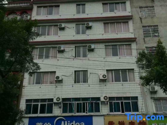 Liuzhou Junxiang Inn (Kanghua Branch) — фото 1