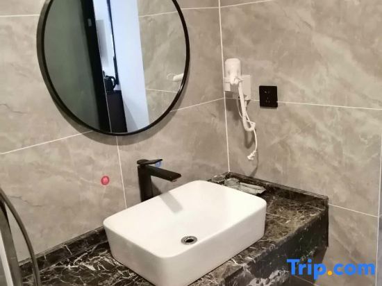 Наньчан: Jingyue Select Hotel (Anyi Nanchang Vocational University Branch)