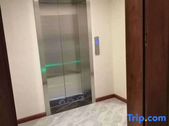 Наньчан: Jingyue Select Hotel (Anyi Nanchang Vocational University Branch)