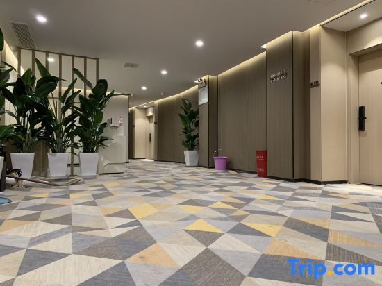 Мяньчжу: Mianzhu Jifeng Hotel