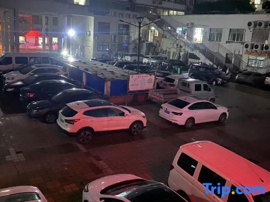 Чичжоу: Dongzhi Lingdi Business Hotel