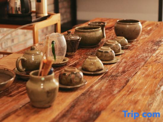 Цзяньшуй: You Tao Qi • Purple Pottery Master • Artist • Sculptor Serene Homestay Courtyard Artistic Stay